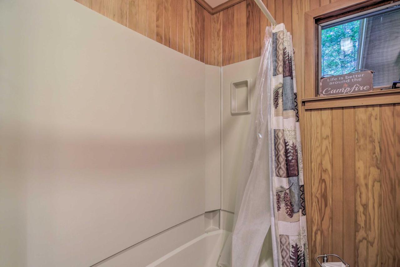 Cozy Adirondacks Cabin Walk To Lake Eaton! Jay Ngoại thất bức ảnh